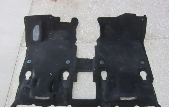 Chrysler Pacifica Front floor carpet liner 
