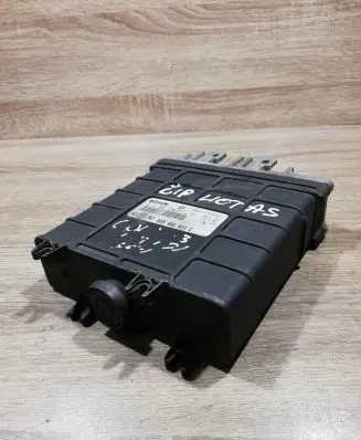 Volkswagen Golf III Engine control unit/module ECU 028906021c 0281001170 0281001171