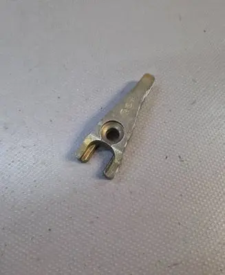 Ford S-MAX Fuel Injector clamp holder