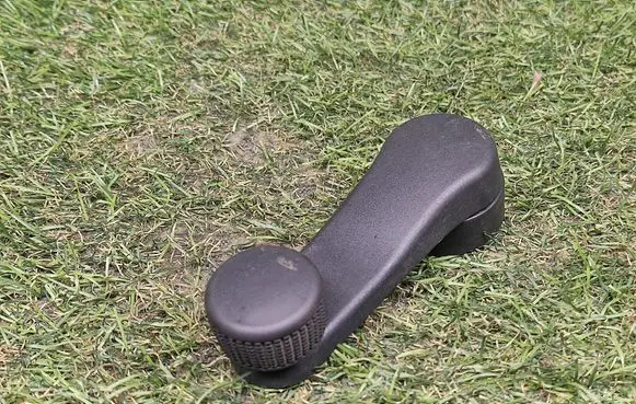 Skoda Fabia Mk3 (NJ) Rear door window winding handle 6Q0837581A