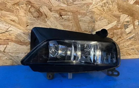 Audi A5 8T 8F Front fog light 8T0941699G 1NE01083203 010832030020839