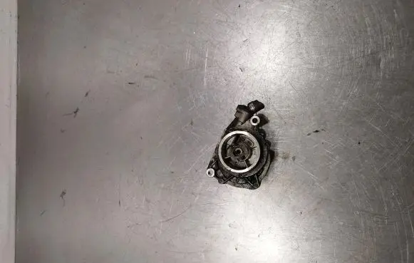 BMW X5 E53 Vacuum pump 7786841 2832700a 01T0615