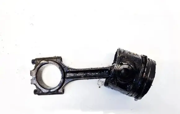 Volvo V70 Piston with connecting rod