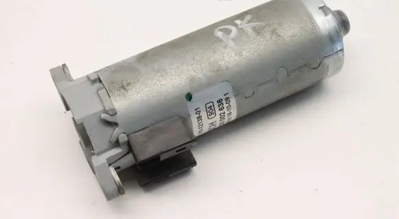 BMW X5 E70 Seat adjustment motor 0130002636