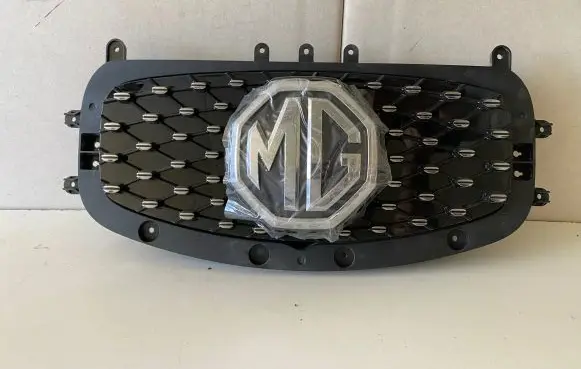 MG ZS Front bumper upper radiator grill 10749241 7S11EEU