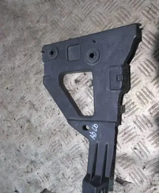 Audi A6 S6 C6 4F Front bumper mounting bracket 13672 4F0807228