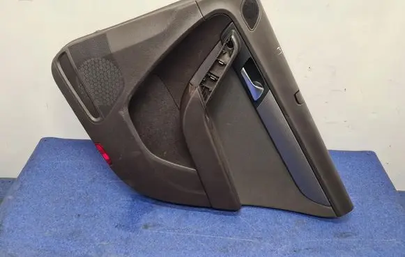 Volkswagen PASSAT CC Door card panel trim set 197015111-02