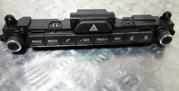 KIA Sportage Hazard light switch D996568020