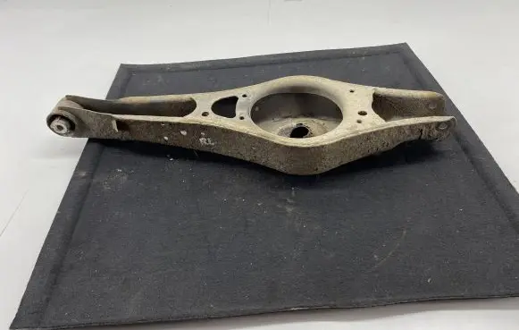 Skoda Superb B6 (3T) Rear upper control arm/wishbone
