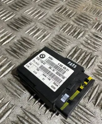 BMW 1 E81 E87 Seat control module 6926435 002367199 00401154A3