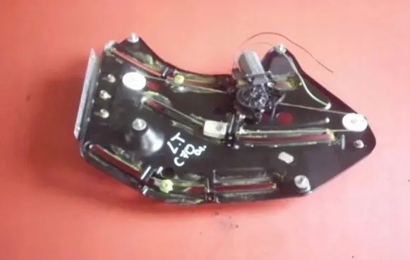 Volvo C70 Rear door window regulator with motor
