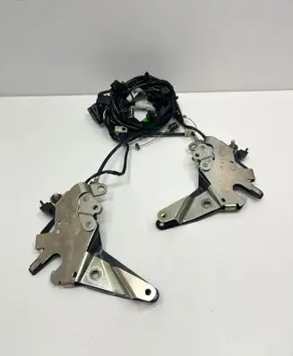 Mercedes-Benz SL R231 Convertible roof lock/latch A1727900471 A1727900371