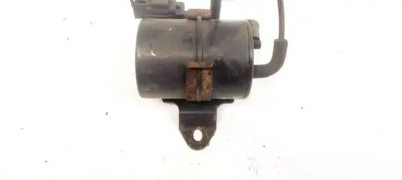 Vacuum air tank