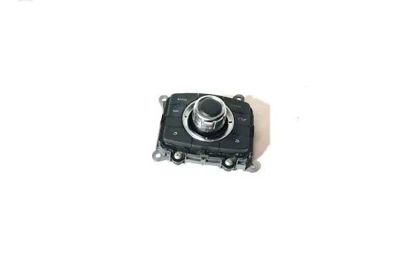Head unit multimedia control