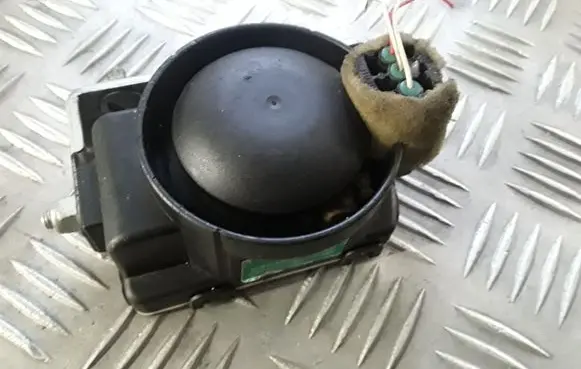 Toyota Avensis T270 Alarm system siren 8904005040 2370005180