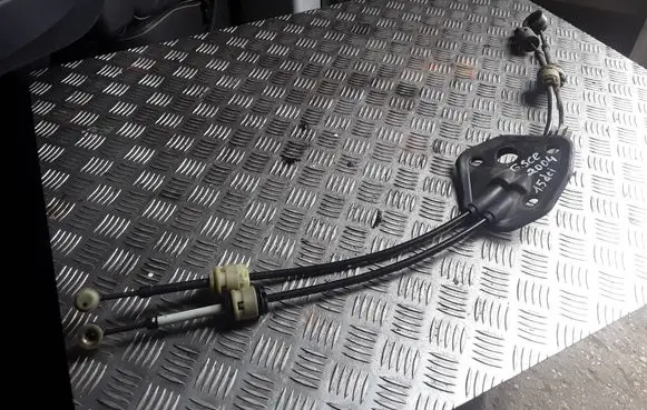 Renault Scenic II - Grand scenic II Gear shift cable linkage