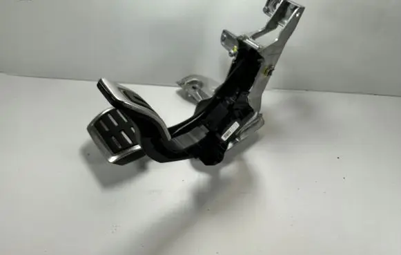 Audi Q7 4M Pedal assembly 