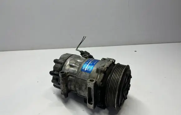 Volvo C70 Air conditioning (A/C) compressor (pump) 36000989
