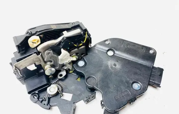 Jaguar F-Pace Front door lock 93882710 HK83203A29CC CPLA21813AP