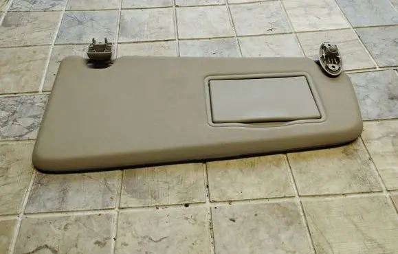 Ford C-MAX I Sun visor
