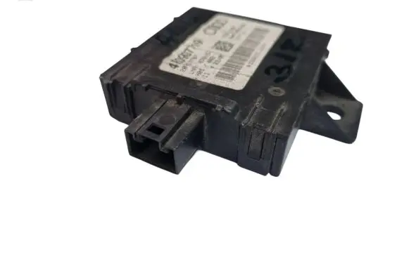 Audi A8 S8 D3 4E Alarm control unit/module 4E0907719 28053787 19800901E6