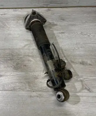 BMW X5 F15 Rear shock absorber/damper 6863176 37.126863176 10541310