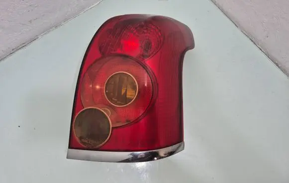 Toyota Avensis T250 Rear/tail lights 