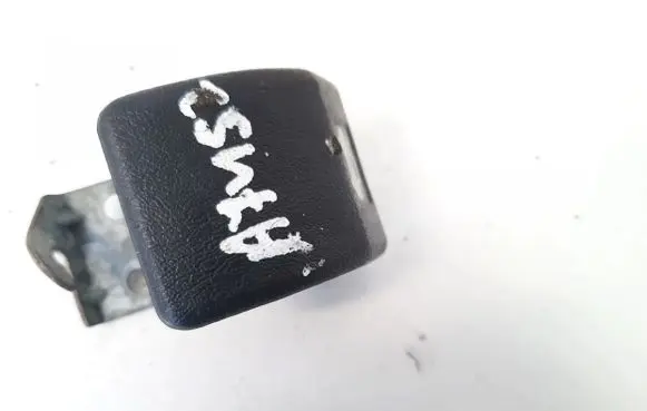 Mitsubishi Carisma Engine bonnet (hood) release handle