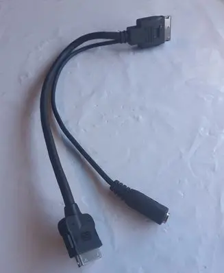 Mercedes-Benz CLS C219 iPod connector socket A0018276904