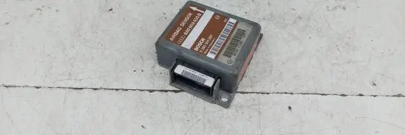 Audi A4 S4 B5 8D Airbag control unit/module 8A0959655B 0285001037
