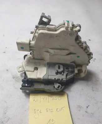 Audi Q5 SQ5 Front door lock 8J1837015C