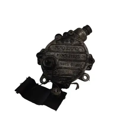 Volvo V70 Vacuum pump 30731825