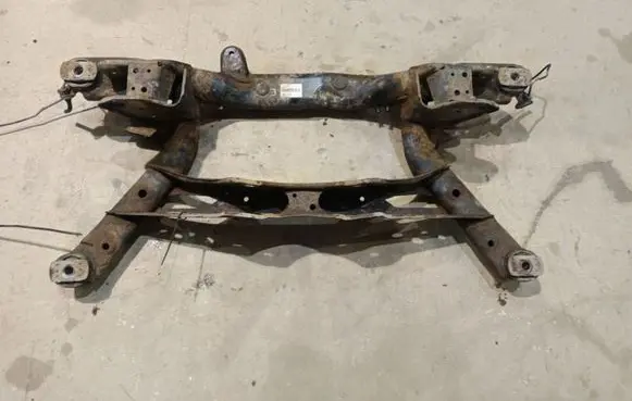 Volkswagen Tiguan Rear subframe 