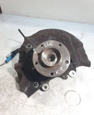 BMW 5 E60 E61 Front wheel hub 6760953