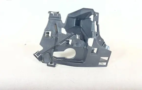 Volvo XC60 Front bumper mounting bracket 32234932