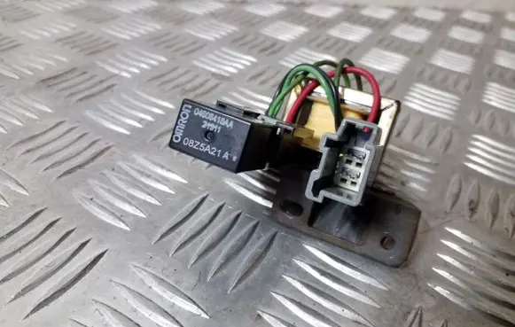 Jeep Cherokee III KJ Other relay 56038654AA