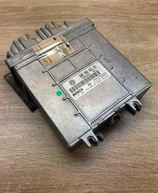 Ford Galaxy Engine control unit/module ECU 028906021JK 0281001968 USED