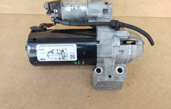 BMW 5 F10 F11 Starter motor 8570383 12418570383