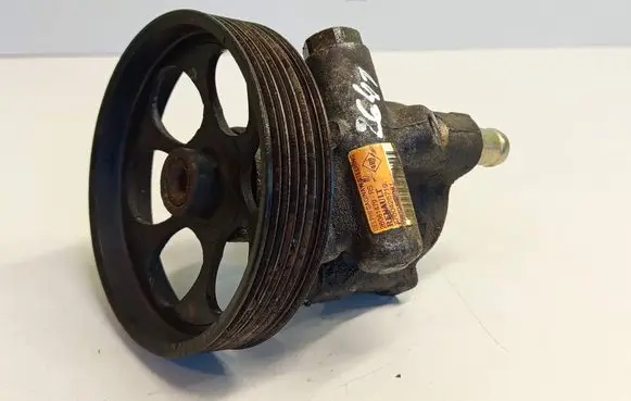 Renault Espace IV Power steering pump 7700426719 26081479 7700437081