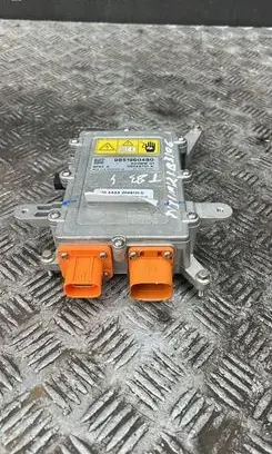 Opel Astra L Voltage converter inverter 9851960480