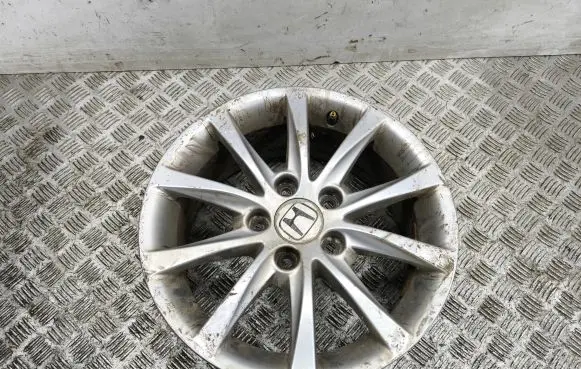 R16 alloy rim