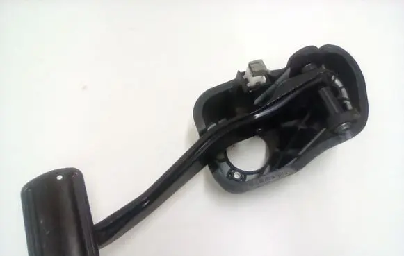 Mercedes-Benz C W205 Brake pedal A2052920415