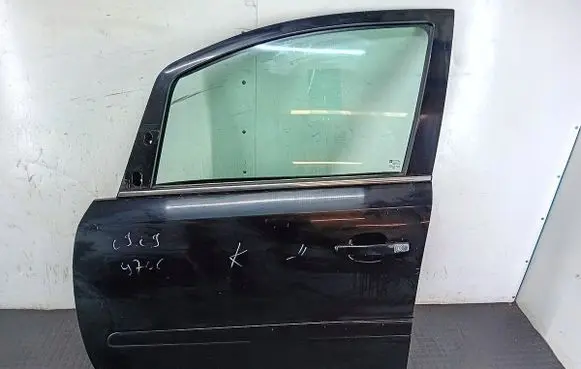 Opel Zafira B Front door