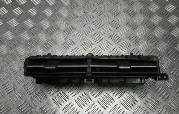 Toyota Prius (XW30) Rear air vent grill 5567047080