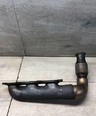 Audi A6 C7 Exhaust manifold 05925303