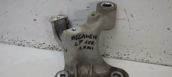 Renault Megane IV Sway bar bush bracket, front 548512672R