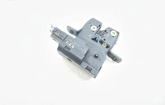 Renault Laguna II Tailgate/trunk/boot lock/catch/latch 8200229953