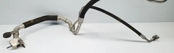 Air conditioning (A/C) pipe/hose