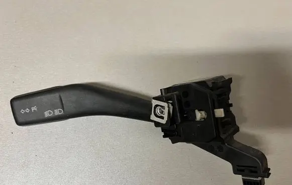 Volkswagen Golf V Indicator stalk 1K0953513 01103500 CZK03