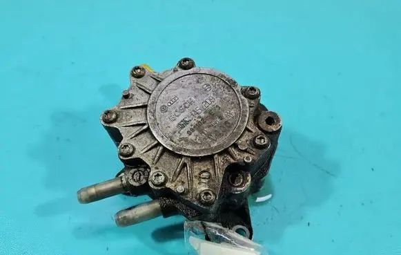 Audi A3 S3 8P Vacuum pump 03G145209 IMPRK1557939